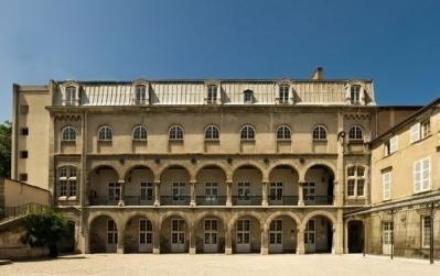 portail saint-Thomas d'Aquin oullins