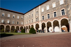 Collège de Saint-Genis-Laval