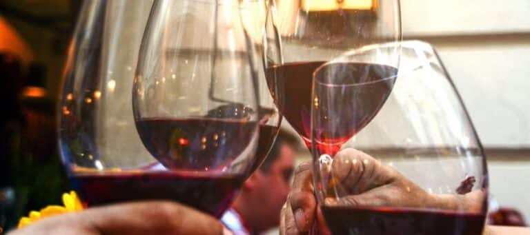 degustation-conviviale-vin-lyon-afterwork-entreprise