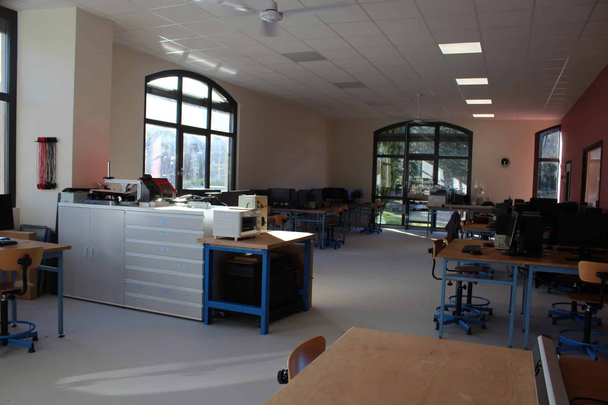OULLINS FABLAB SUP (5)